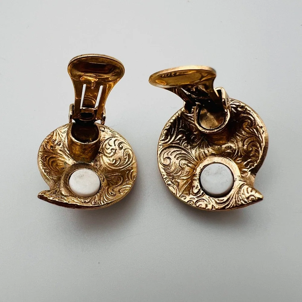 Vintage Nautilus Shell Clip On Earrings White Center Stone Cabochon Gold Tone